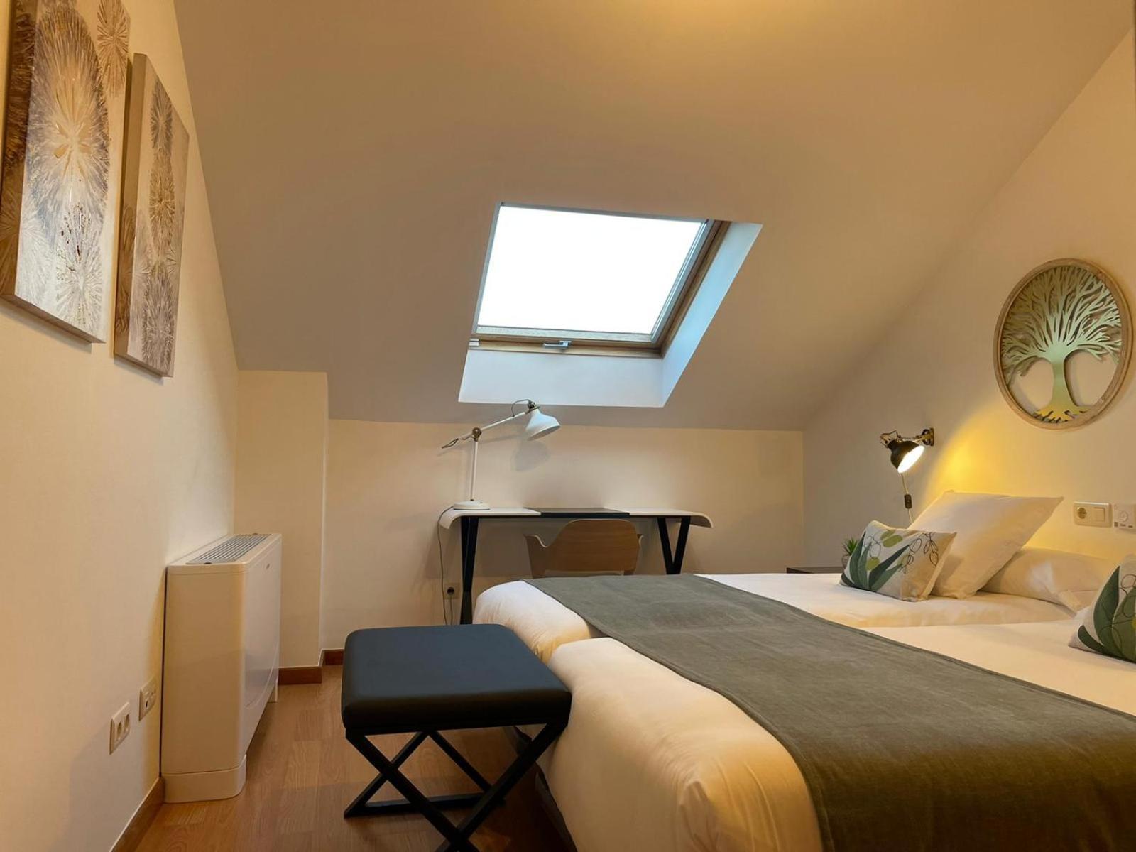 Apartamentos Ciudad Santiago Santiago de Compostela Bilik gambar