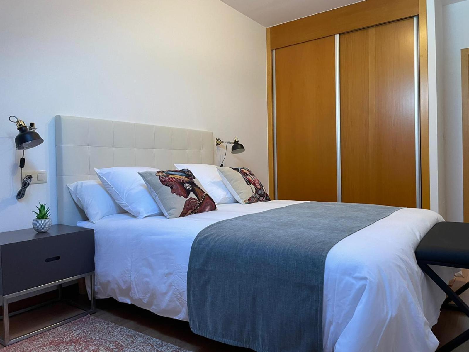 Apartamentos Ciudad Santiago Santiago de Compostela Bilik gambar